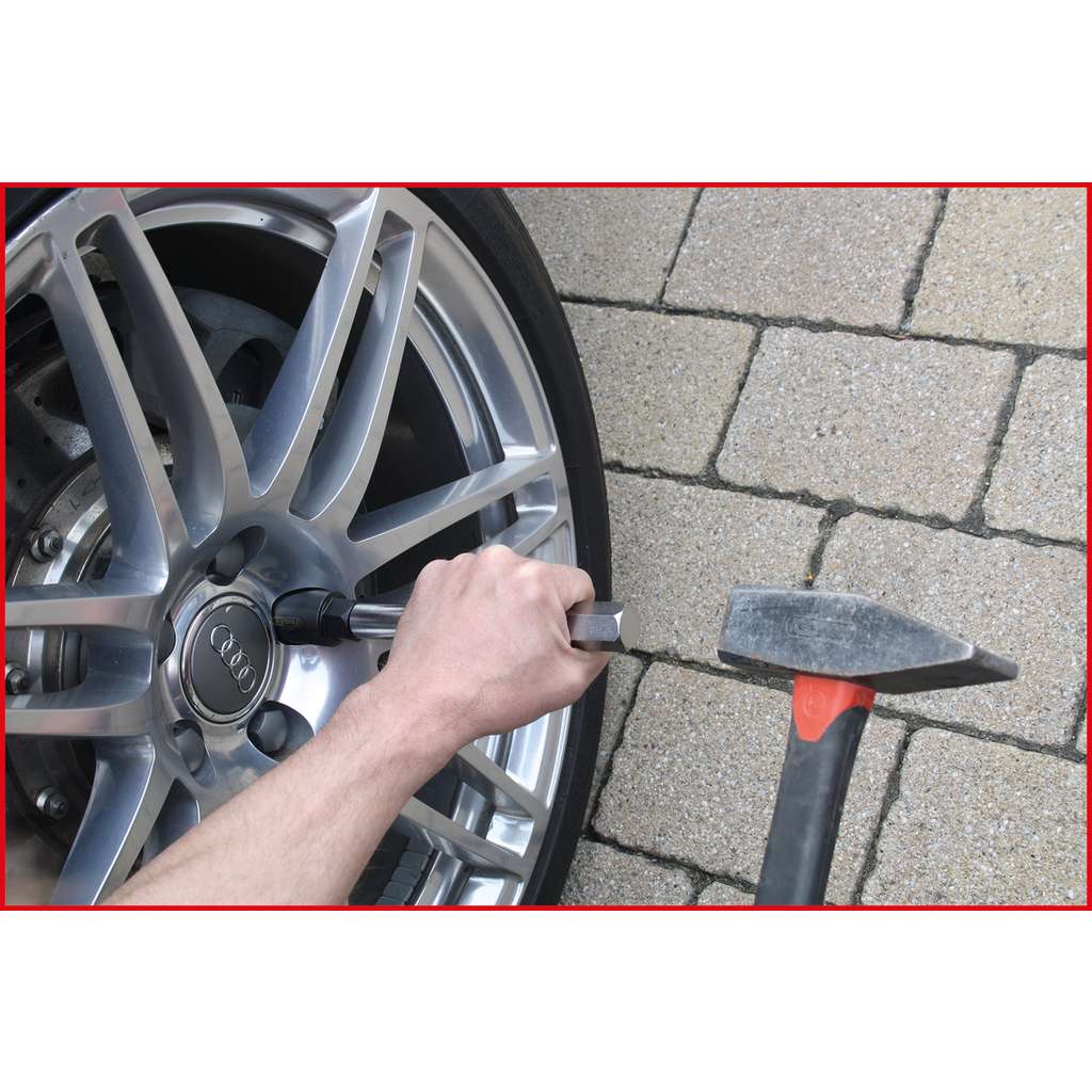 Tappetino Antiscivolo Per Ruote AB Tools – 2 Pezzi In Plastica Gommosissima Per Neve, Fango E Sabbia – Aiuto Extra Per Uscire Dai Guai!